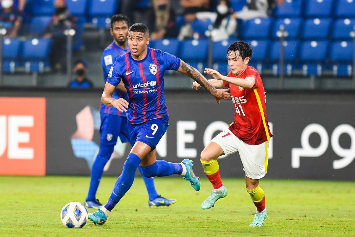 迈阿密热火迎意甲关键赛,关键时刻防线松动,信心回归,球队文化再被提及的简单介绍 迈阿密热火迎意甲关键赛,关键时刻防线松动,信心回归,球队文化再被提及的简单介绍