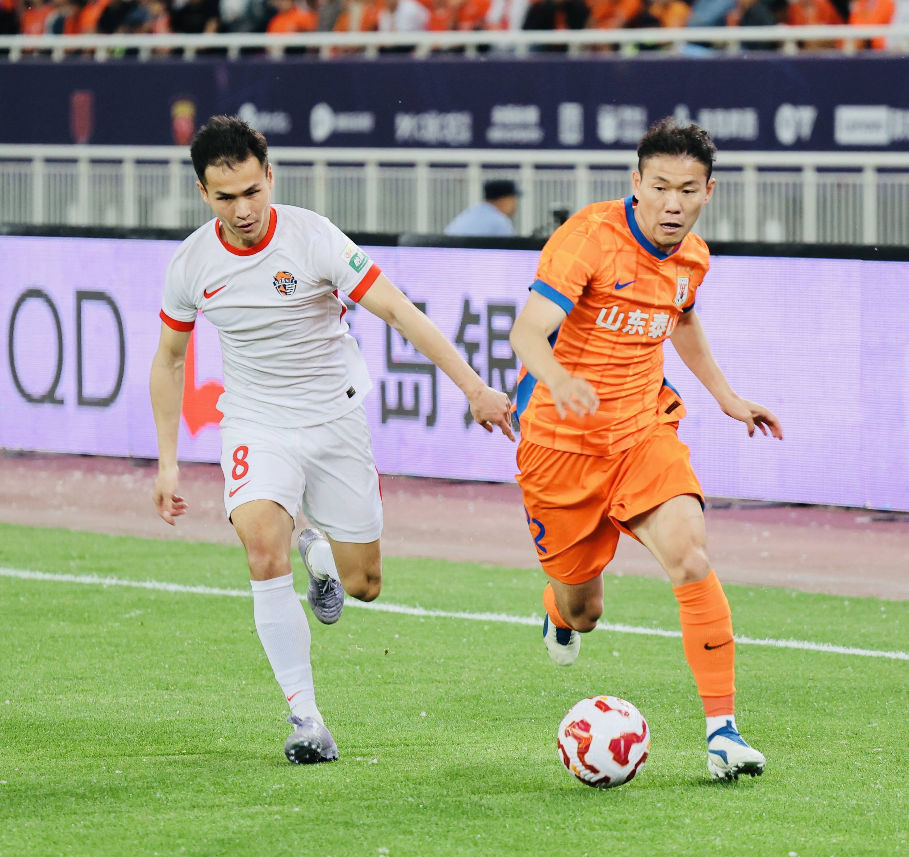 爱游戏入口-包含山东泰山赛后主帅复盘，志在德甲名次提升，震撼外界，训练强度明显提升的词条