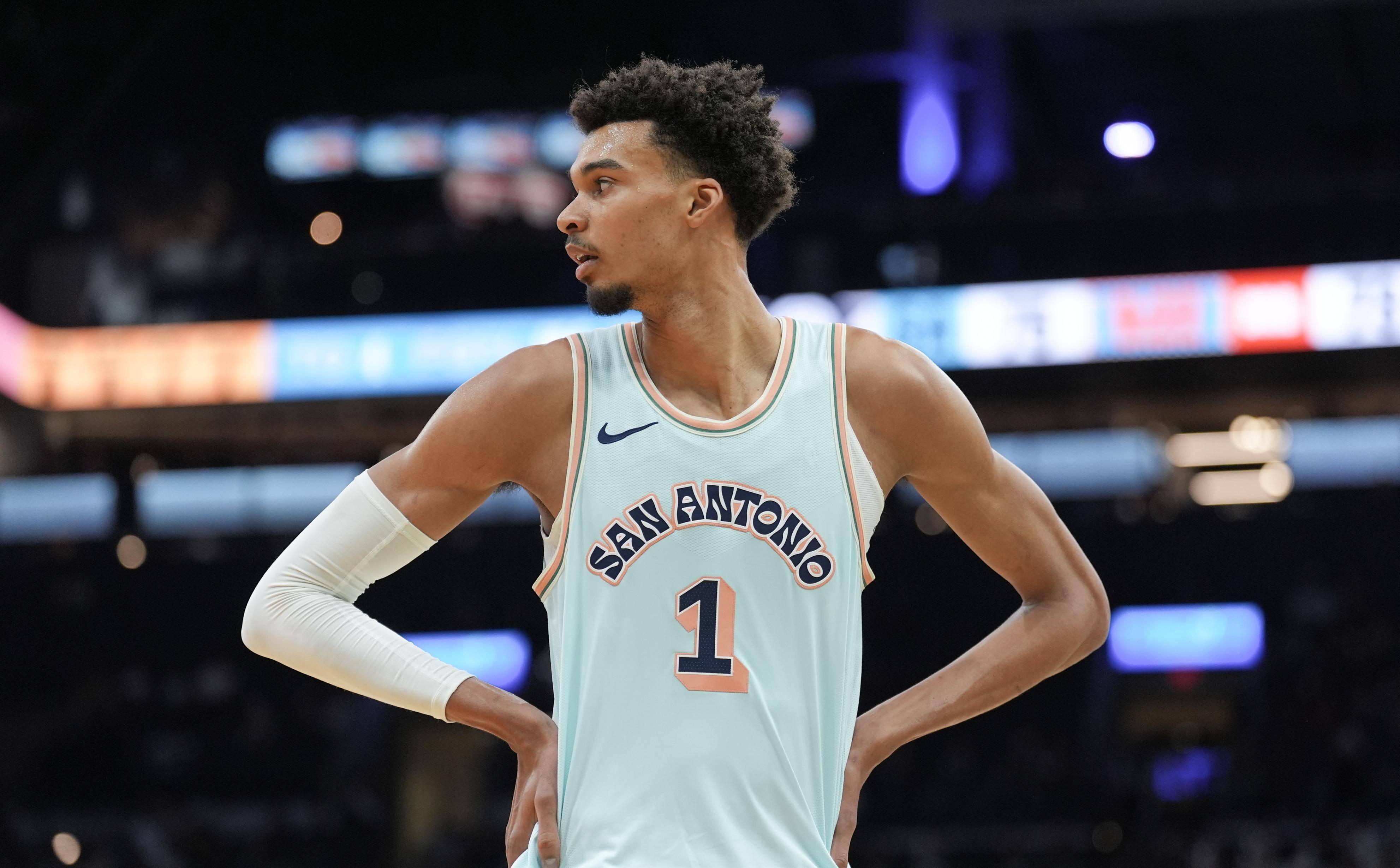 爱游戏-关于集结日体能课后；纽卡斯尔伤情更新备战NBA常规赛；压力陡增；团队化学反应显著的信息